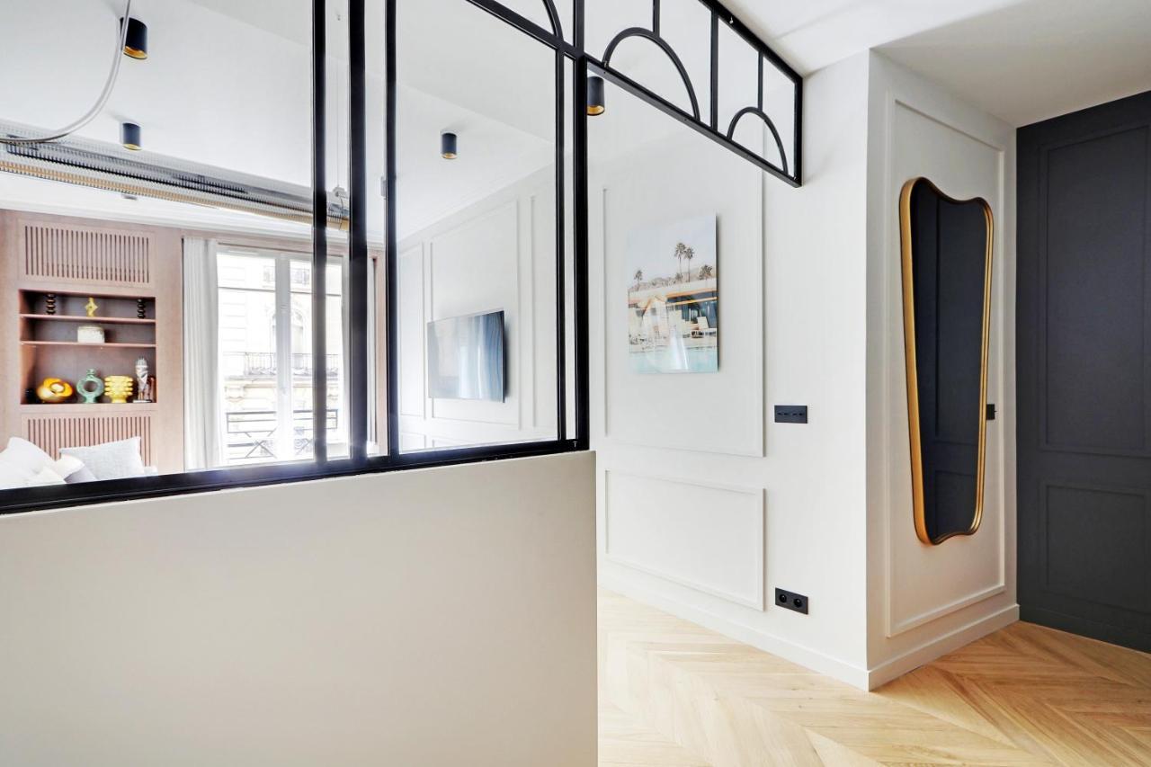 Pick A Flat'S Apartment In Triangle D'Or - Pierre 1Er De Serbie Paris Bagian luar foto