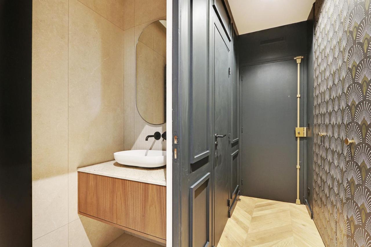 Pick A Flat'S Apartment In Triangle D'Or - Pierre 1Er De Serbie Paris Bagian luar foto